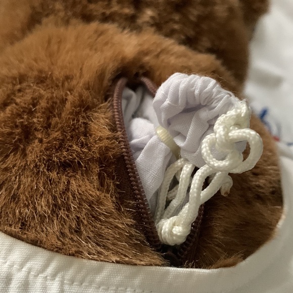 Cheerleader Bear NWT, Pawsenclaws Co., 6-piece outfit, Pom Poms & Cheer Necklace - Picture 15 of 15